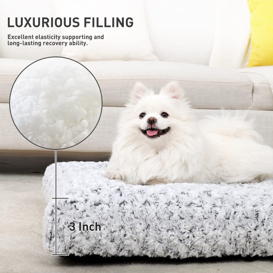 Luxurious high-resilience filling and thickness detail of the Dogegis™ cave bed liner
